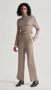 NWT/NWOT Varley Ravena Simeon Rib Knit 2 Piece Sweater Pant Set Taupe Medium